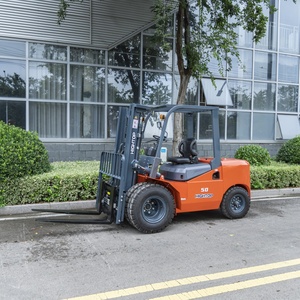 Vente en gros usine Chine : Chariot élévateur à fourche latérale à 4 roues avec moteur EPA et grue - Product Image 5