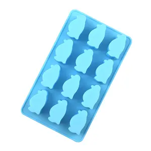 Vendita calda eco-friendly Gummi Custom Penguin Animal Resin Candy Mold Silicone Gummies 12 cavità stampo per cioccolato