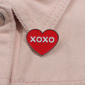 XOXO音楽シングルラブエナメルブローチファッション服アクセサリーギフト - Product Image 4