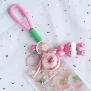 Porte-clés en acrylique avec rose éternelle et lapin fraise <span class=keywords><strong>mignon</strong></span>, pendentif breloque, accessoires de sac lapin kawaii, <span class=keywords><strong>cadeau</strong></span> romantique <span class=keywords><strong>pour</strong></span> elle - Product Image 3
