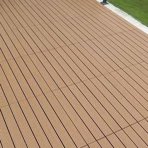 Diferentes Tipos de Baldosas de Madera Compuesta para Exteriores, Baldosas de WPC con Sistema de Enclavamiento, Baldosas Rectas con Diseño de Rayas - Product Image 4