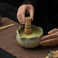 Service à thé vintage en céramique Lotus, ensemble de cérémonie du thé raffiné avec bol à thé, fouet à thé, brosse à thé, tamis à poudre et autres accessoires