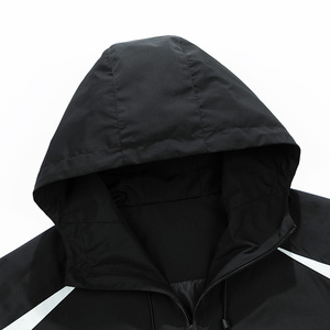 Giacca a Vento da Uomo con Logo Personalizzato per Fitness, Palestra e Jogging, Giacca Sportiva da Corsa alla Moda con Zip - Product Image 4