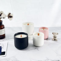 Direktverkauf ab Werk Luxuriöse Handgefertigte Haushaltsdekoration Aromatherapie Vanille Sojawachs Holzdocht Duftkerze für Diwali