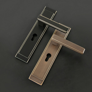 Poignée de porte de luxe en laiton massif, design italien moderne, levier intérieur pour porte principale en bois, ensemble de serrure de confidentialité avec boutons - Product Image 2