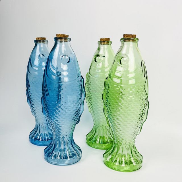 Colored Fish Shaped Glass Bottles with Cork Stopper 17.5 oz Reusable Food Safe Gift Bar Home Decor