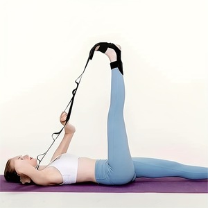 Ceinture d'étirement du pied noire, dispositif de traction manuelle pour la rééducation de l'inversion et de la pronation du pied - Product Image 1