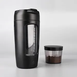 Bán buôn pin Powered điện chai nước Protein Shaker tự trộn chai