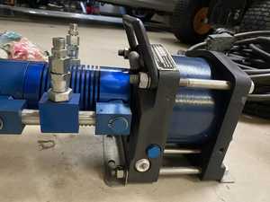 Unité d'amplification de pression d'air pneumatique industrielle, amplificateur d'air haute pression, Hydraulics International - Product Image 3