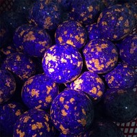 Boule de pierre naturelle en cristal minéral fluorescent poli, ornement de bureau, Chine