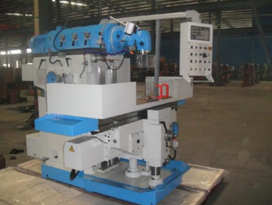 Machine de fraisage CNC verticale universelle à 3 axes à servomoteur automatique de haute précision pour la découpe des métaux - Product Image 6