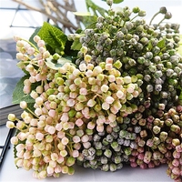 Tiges de verdure artificielle au toucher réel, branche de hortensia en plastique avec baies pour la décoration de table de mariage, de maison ou de fête