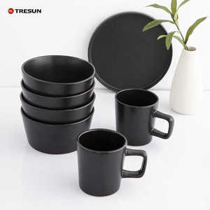 Factory Wholesale High-quality European-style Exquisite 16-piece Black Porcelain Dinnerware <b>Set</b> Matte Stoneware Plate <b>Set</b> - Product Image 3