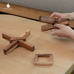 Mysterious X : Puzzle en bois à débrousser en forme de croix, jeu de logique éducatif et casse-tête stimulant - Product Image 1