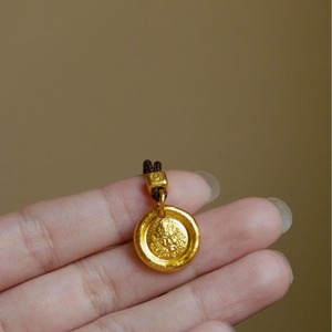 Pendentif Ancien Dieu de la Richesse Jaune Porte-Bonheur sur Cordon de Café, Collier Ajustable Tendance et Polyvalent, Ornement de Style Haut de Gamme - Product Image 5