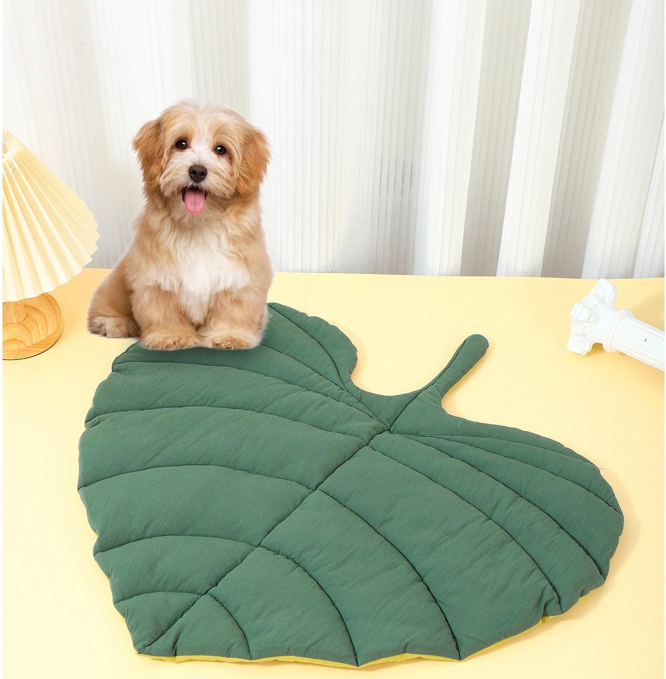 สีเขียวเข้ม