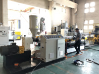 Machine d'extrusion de tuyaux en plastique, pet, PVC, PA, flexible, ondulé, extrudeuse de tuyaux, machine, production de lignes