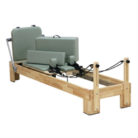 Lit de Pilates Reformer Classique Haut de Gamme en Chêne, Durable et Portable, pour Studio de Yoga ou Espaces de Travail