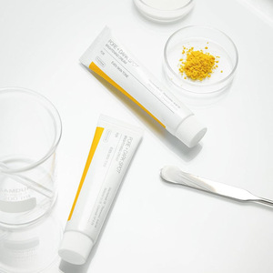 Crème hydratante et éclaircissante pour le visage OEM PORE+DARK SPOT à l'acide tranexamique + niacinamide pour tous types <span class=keywords><strong>de</strong></span> peaux - Product Image 1