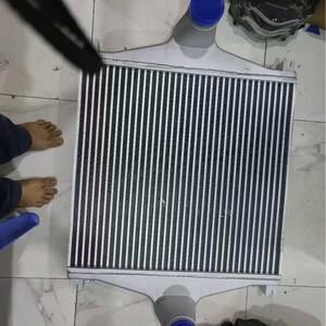 Radiateur pour camion Iveco 500348264, refroidisseur intermédiaire pour un refroidissement efficace - Product Image 2