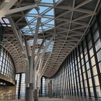 Complexe commercial de supermarché avec la conception de toit d'atrium Bâtiments architecturaux de structure métallique pour le centre commercial