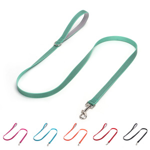 Guinzaglio per Cani in Nylon Resistente e Riflettente ad Alta Luminosità con Design Semplice e Solido per Uso Esterno, Impugnatura Morbida e Robusta - Product Image 1