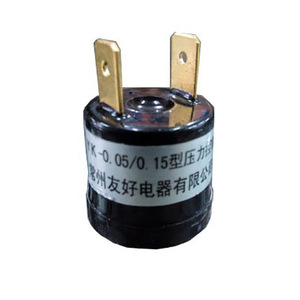 CT-110 ตัวควบคุมแรงดันวาล์วเติมของเหลว 30-10 ความแตกต่างของแรงดันในการทำงาน การไหลแบบทิศทางเดียว ระบบขับเคลื่อนด้วยลม ใช้กับแอมโมเนีย - Product Image 1