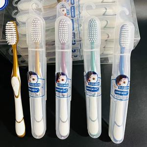 Brosse à dents de voyage portable, brosse à dents à poils souples avec crochet pour l'extérieur, brosse à dents à poils épais pour adultes, tête large. - Product Image 2