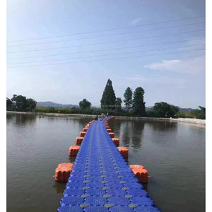 Tùy chỉnh kích thước Hot Bán nhựa nổi thuyền bến cảng phao cầu đường cong cạnh đơn Cube nổi bến cảng bán - Product Image 2