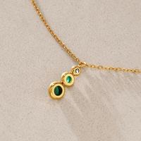 Collier superposé J&D Designer en acier inoxydable avec aventurine verte et malachite, bijou élégant et tendance en pierre naturelle dégradée