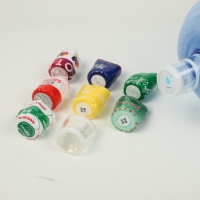 Özel boyut PVC PET temizle shrink etiket bantları küçültmek kollu plastik fillm 5 galon kapak contası etiketleri 5 galon su etiketleri