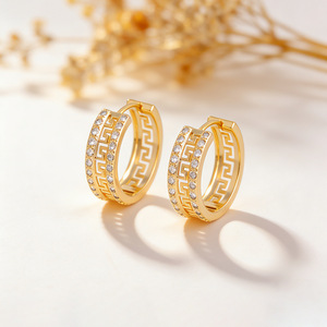 Boucles d'oreilles créoles creuses géométriques en zircon, or 14 carats, bijoux de mode pour femme, design micro-incrusté, style rétro chinois - Product Image 1