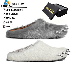 Pantuflas Personalizadas con Garras de Animales para Hombre y Mujer, Pantuflas de Felpa con Patas de Animales, Pantuflas Cálidas y Esponjosas para Invierno con Garra Metálica y Logotipo Personalizado - Product Image 1