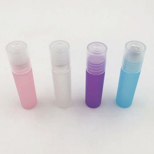 ขวดลูกกลิ้งพลาสติกทรงกลมขนาด 3 5 8 <span class=keywords><strong>10</strong></span> มล. สำหรับน้ำมันหอมระเหย ผลิตภัณฑ์ดูแลผิว - Product Image 4