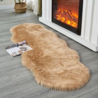 Tapis shaggy en fausse fourrure de mouton à poils longs – Design uni et moelleux, adapté aux animaux domestiques et lavable pour le salon