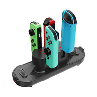 Support de charge 6-en-1 AOLION ALP5001 pour manettes, station de charge double en ABS avec support d'affichage, charge rapide Type-C pour accessoires de jeu PS5 et Switch