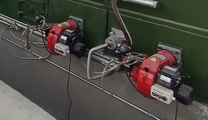 Quemador <span class=keywords><strong>de</strong></span> combustible <span class=keywords><strong>de</strong></span> <span class=keywords><strong>Gas</strong></span> y aceite <span class=keywords><strong>de</strong></span> pirólisis antigua, motor <span class=keywords><strong>de</strong></span> desecho para caldera industrial - Product Image 5