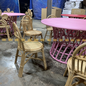 Vente en gros de table et chaise d'enfant en rotin vintage et en osier chaise d'enfant en rotin faite à la main du Vietnam - Product Image 2