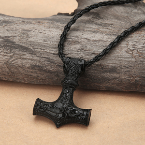 Collana Classica Vichinga con Martello di Rea del Mito Nordico Retrò, Gioiello da Uomo di Carattere - Product Image 3