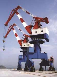 Grúa de Cubierta Eléctrica Giratoria de 360 Grados y 600 Toneladas para Uso en Alta Mar - Product Image 2