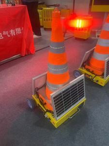 Cône de signalisation intelligent à IA, se déplaçant automatiquement vers la position définie par le contrôleur et retournant. <span class=keywords><strong>Distance</strong></span> de parcours 150m - Product Image 2