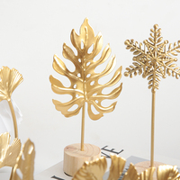 Offres Flash Statuettes Feuille Sculptures de Bureau Ornements Dorés Décoration d'Intérieur pour Salon Chambre Bureau avec Socle en Bois