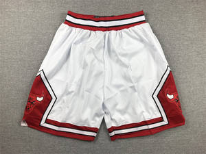 Pantaloncini da Basket Unisex in Rete a Prezzo Conveniente, Pantaloncini da Calcio Traspiranti, Pantaloncini Personalizzati da Basket Antibatterici 100% Estivi - Product Image 6