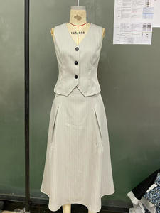 HG2513 Nouvel Ensemble Élégant et Décontracté pour Dame Été <span class=keywords><strong>2025</strong></span> Gilet à Fleurs Col en V Sans Manches et Jupe Longue 2 Pièces - Product Image 5