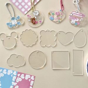 Crea un llavero acrílico transparente redondo con forma personalizada - Product Image 2