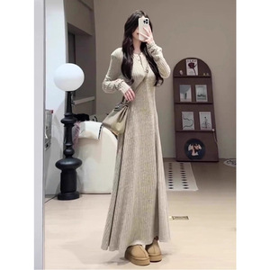 Women's Knitted <b>Long</b> <b>Dress</b> O-Neck Natural Waist Solid Color Slim Fit Korean Style Autumn <b>Winter</b> 2025 - Product Image 3