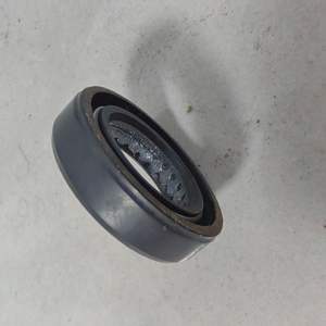 ซีลน้ำมันเกียร์ Doosan Daewoo รุ่น D35S 2 D40S 2 D45S 2 สำหรับอะไหล่รถยกแบบเครื่องยนต์สันดาปภายใน - Product Image 2