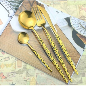 Ensemble de couverts <span class=keywords><strong>Homedesign</strong></span> en acier inoxydable portugais, motif léopard créatif, pour le camping, finition rose gold, finition mate, modèle artisanal - Product Image 1