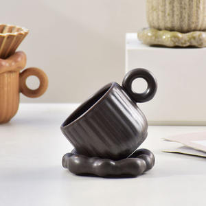 Niche Retro japonés creativo colgante oreja Latte arte cerámica taza de café platillo diseño novedoso para el té de la tarde y el desayuno - Product Image 4