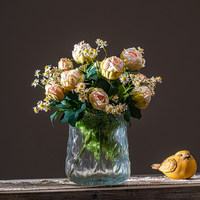 Großhandel Künstliche Realistische Samt-Rote Rosen Blumen in Großmengen für Hochzeiten Chinesisches Neujahr & Weihnachtsdekoration
